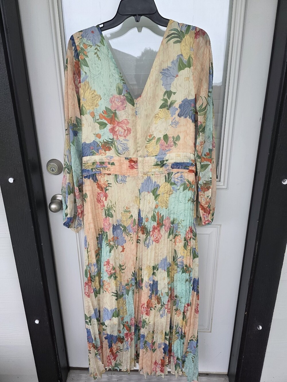 Siena Floral Maxi Dress Size 14 Pastel Garden Print Pleated Long Sleeve Boho - Picture 10 of 13